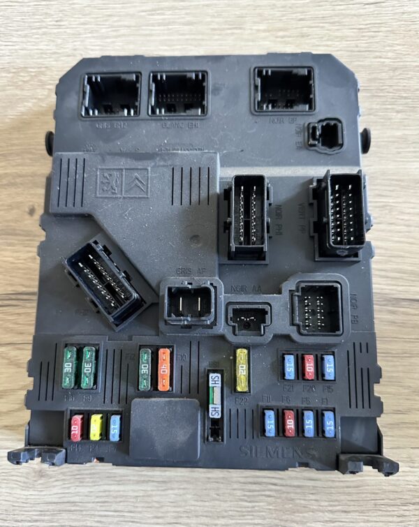 BSI CITROEN PEUGEOT SIEMENS 9657999680 S118085320 F