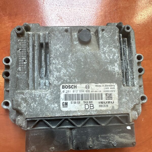 Calculateur moteur EDC16C9 Opel Astra H 1.7 CDTI - BOSCH - REF 0281012694 - HW 55560810 - OEM 8980135190