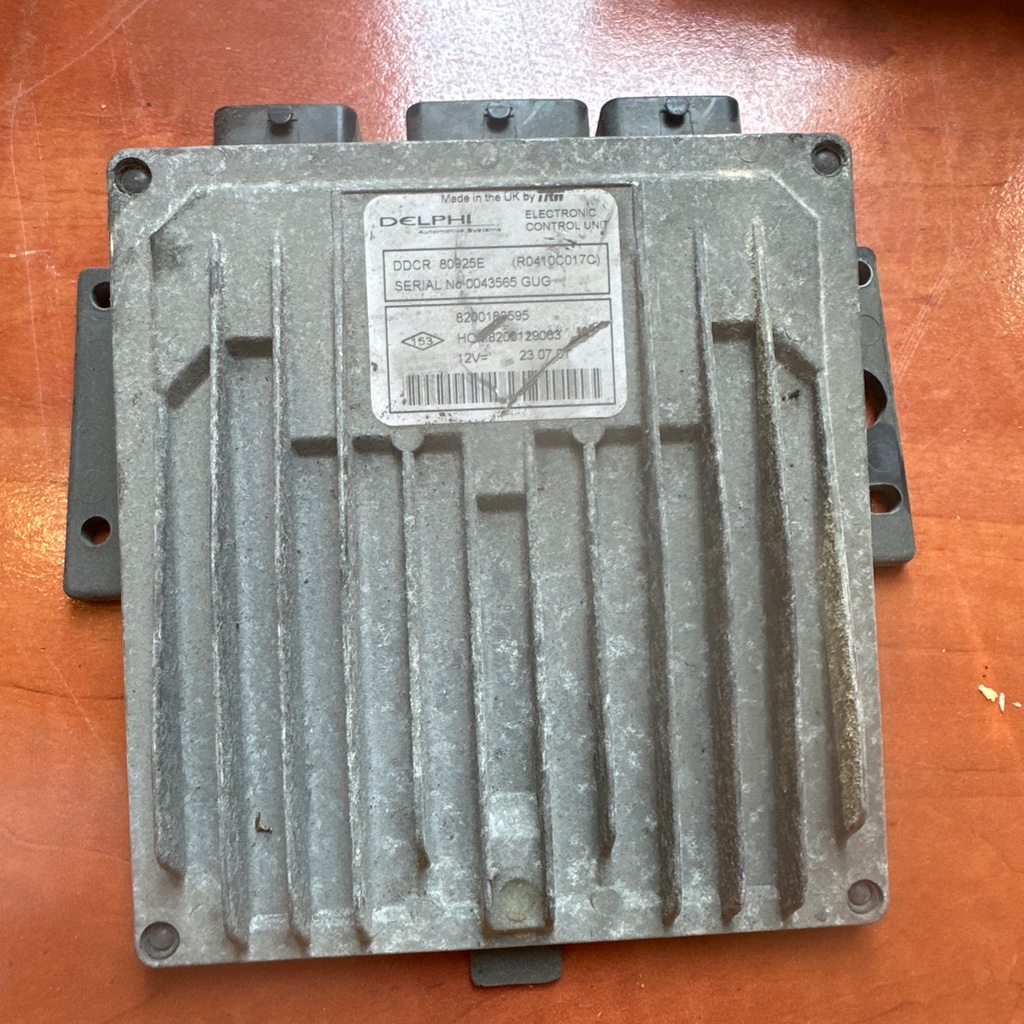 Calculateur moteur DDCR Renault Clio II 1.5 dCi - DELPHI - REF 80925E - HW 8200129063 - OEM 8200180595